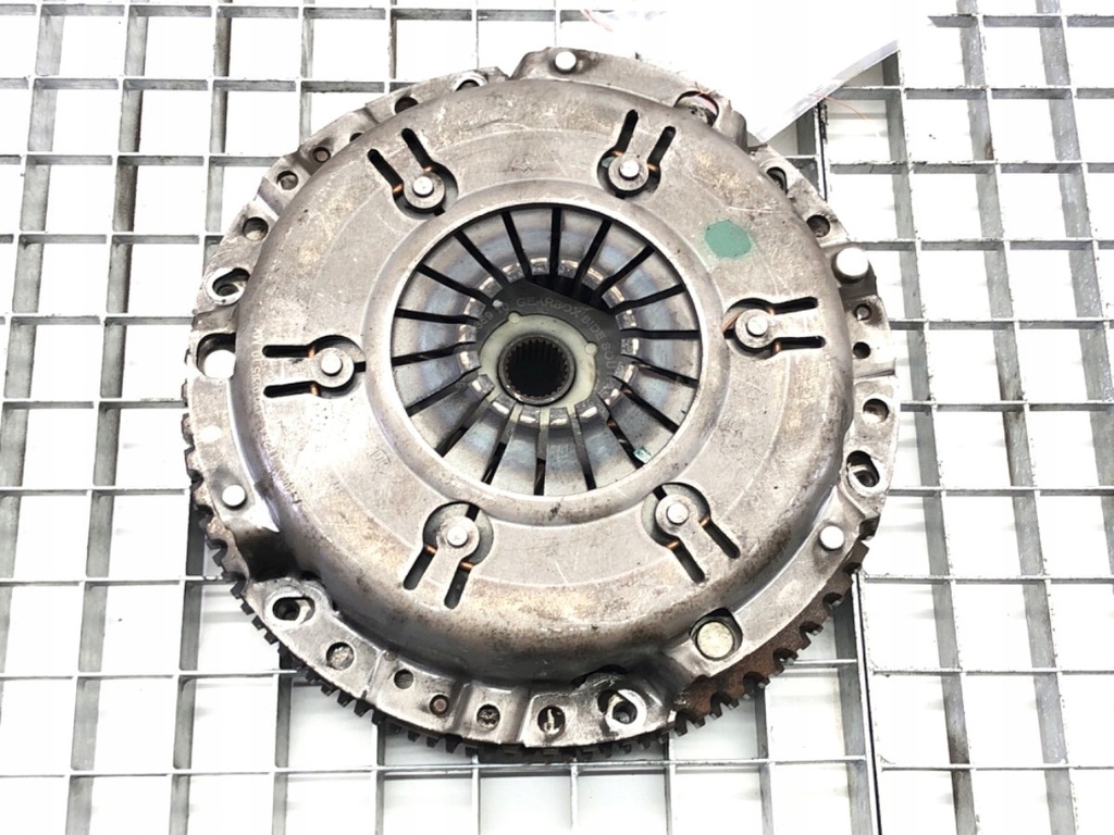 фото №1, Сцепление renault fluence 1.6 111km 120028510