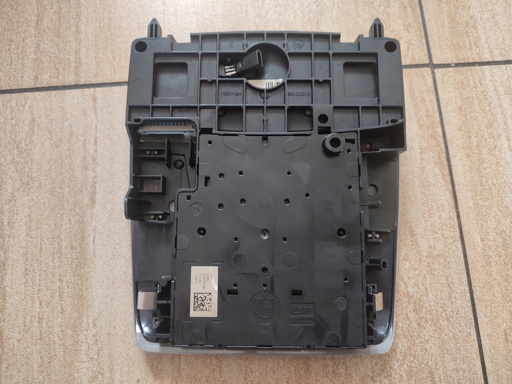 фото №10, Лампа освітлення стельовий кабіни перед передня sos bmw x1 f48