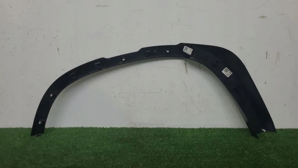 фото №3, Молдинг крыло левый задняя defender ii iv 19- идеальное состояние