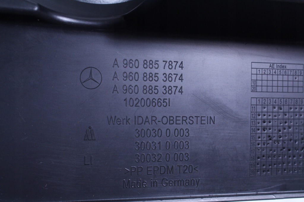 Рамка протитуманної фари бампера лівий перед mercedes actros mp4 a9608857874 Оригінал