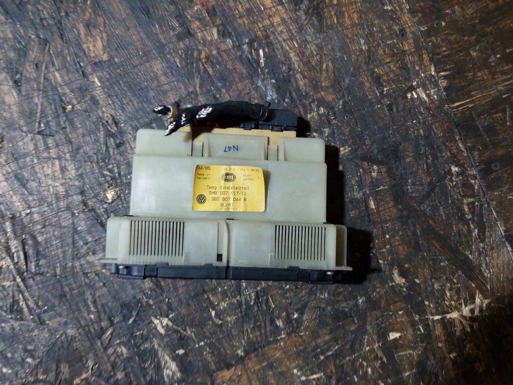 фото №10, Панель обдув кондиционера vw passat b5 3b2907044b