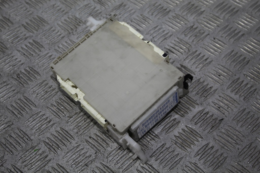 Купить Модуль блок управления toyota yaris iii 3 82730-52m81