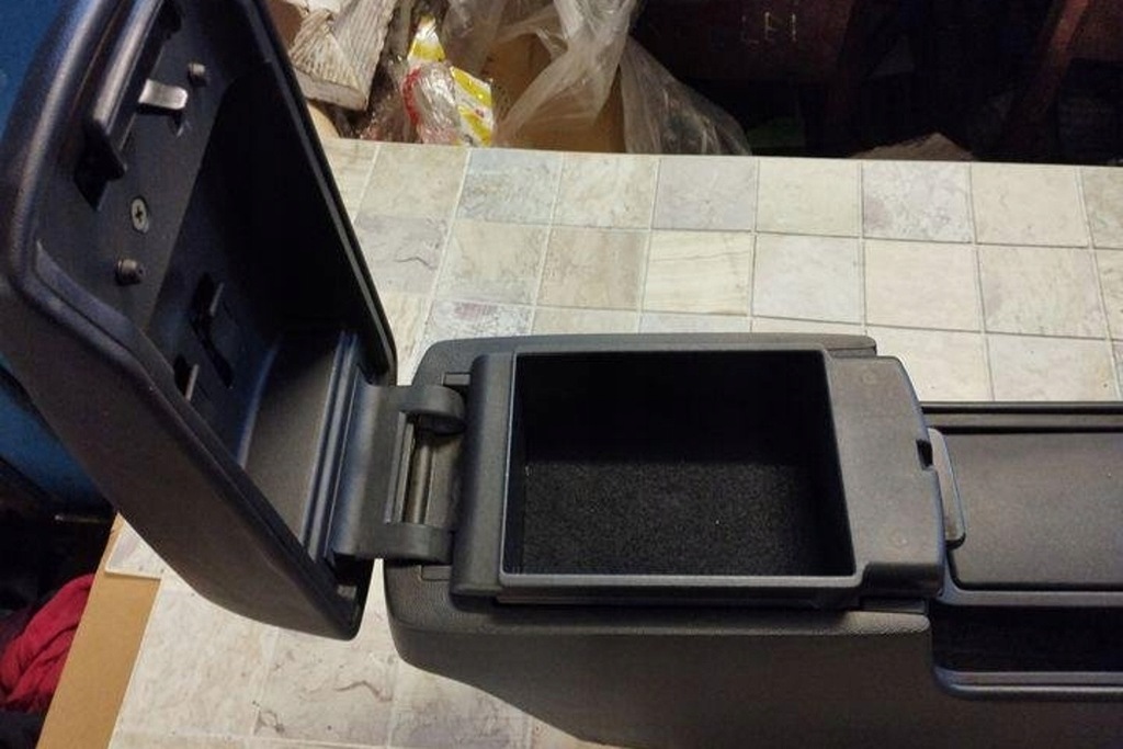 фото №13, Подлокотник mazda 3 bk bp4k64361 1.6l дизель 80kw 2006