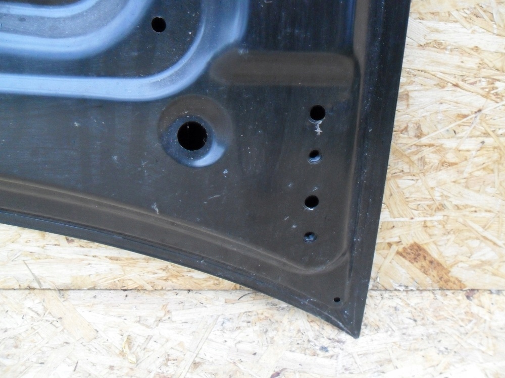 фото №13, Kia carens un 2006- капот