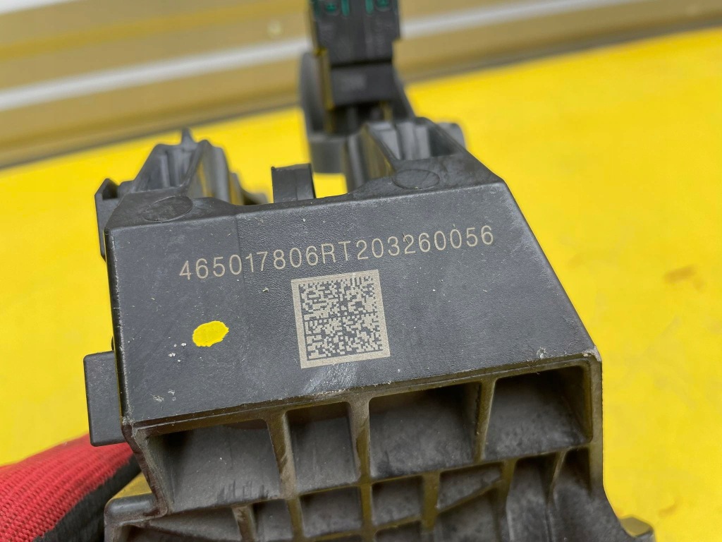 фото №4, Renault clio v педаль газа тормоза e-tech