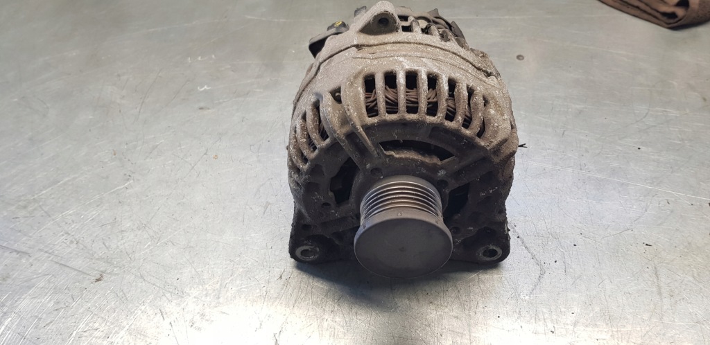 Купить Renault laguna 2 2 1.9 dci генератор 8200229907