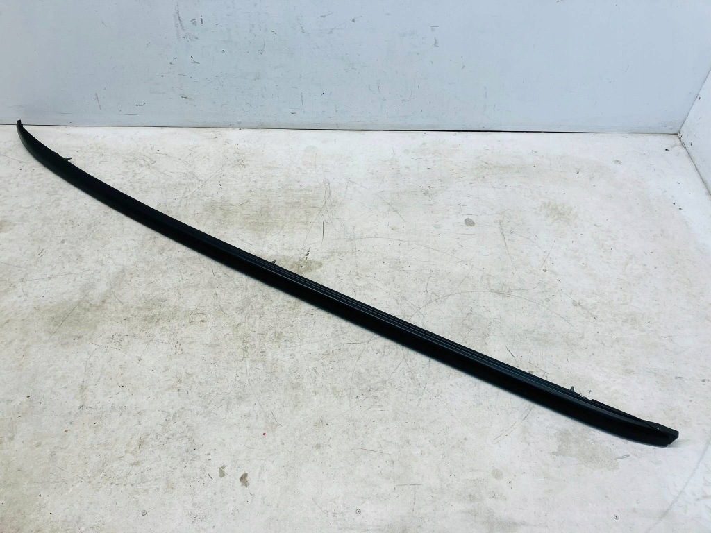 Купить Corolla e21 универсал рейлинг крышный молдинг правый чёрный царапины zadzior