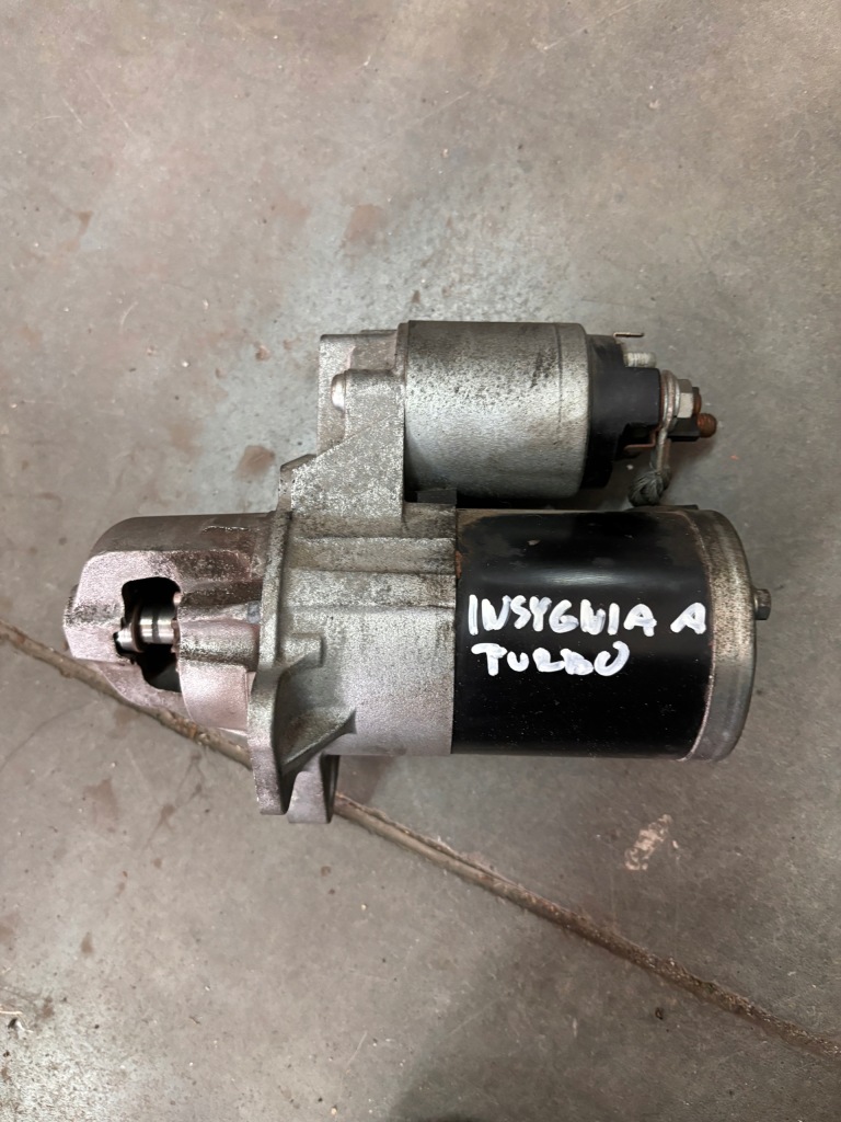 Купити Стартер opel insignia 1 a 2.8 6v 55563538