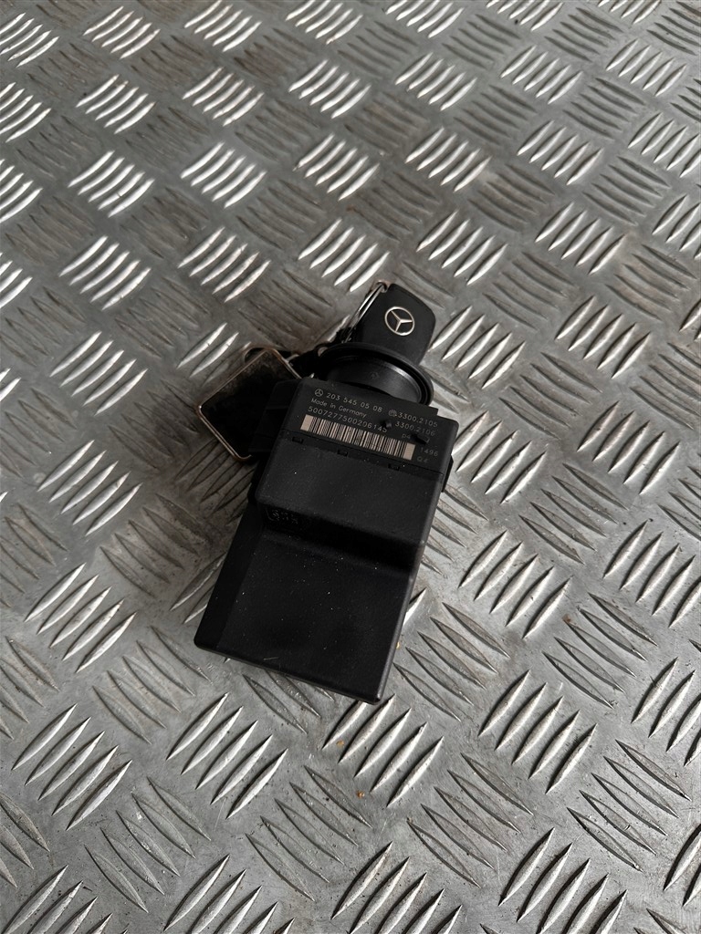 фото №1, Замок запалювання mercedes a2035450508