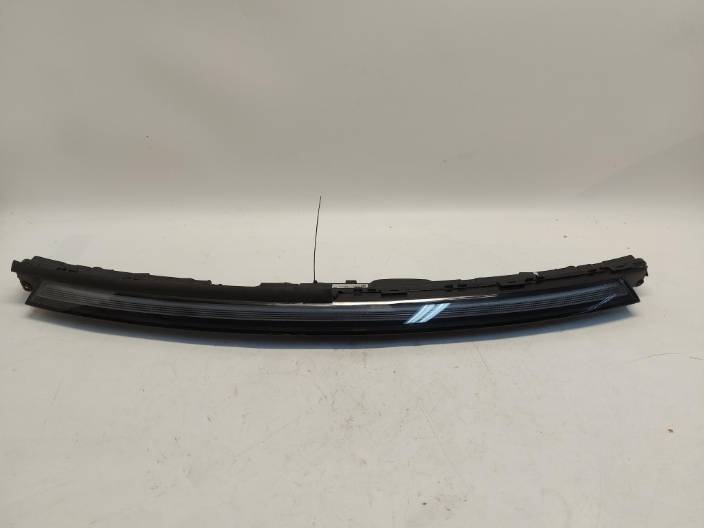 Купить Mercedes eqc 400 w293 лампа средняя led a2939069500
