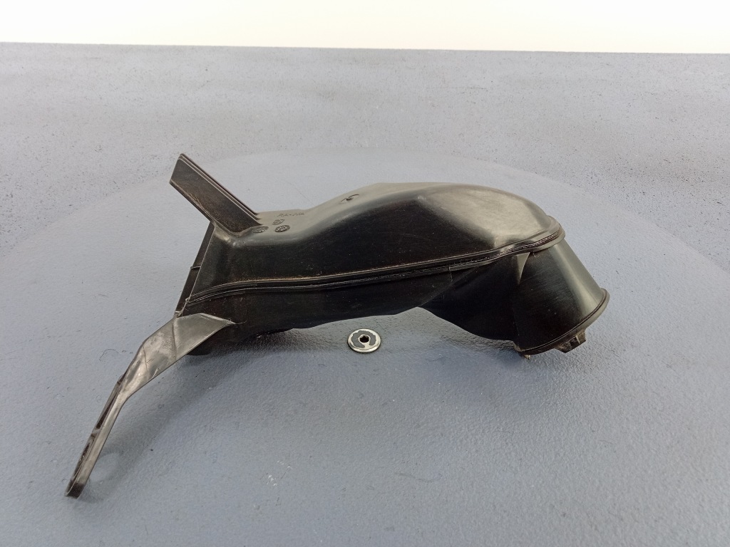 фото №5, Bmw 1 f40 канал слив wody левый 7453943