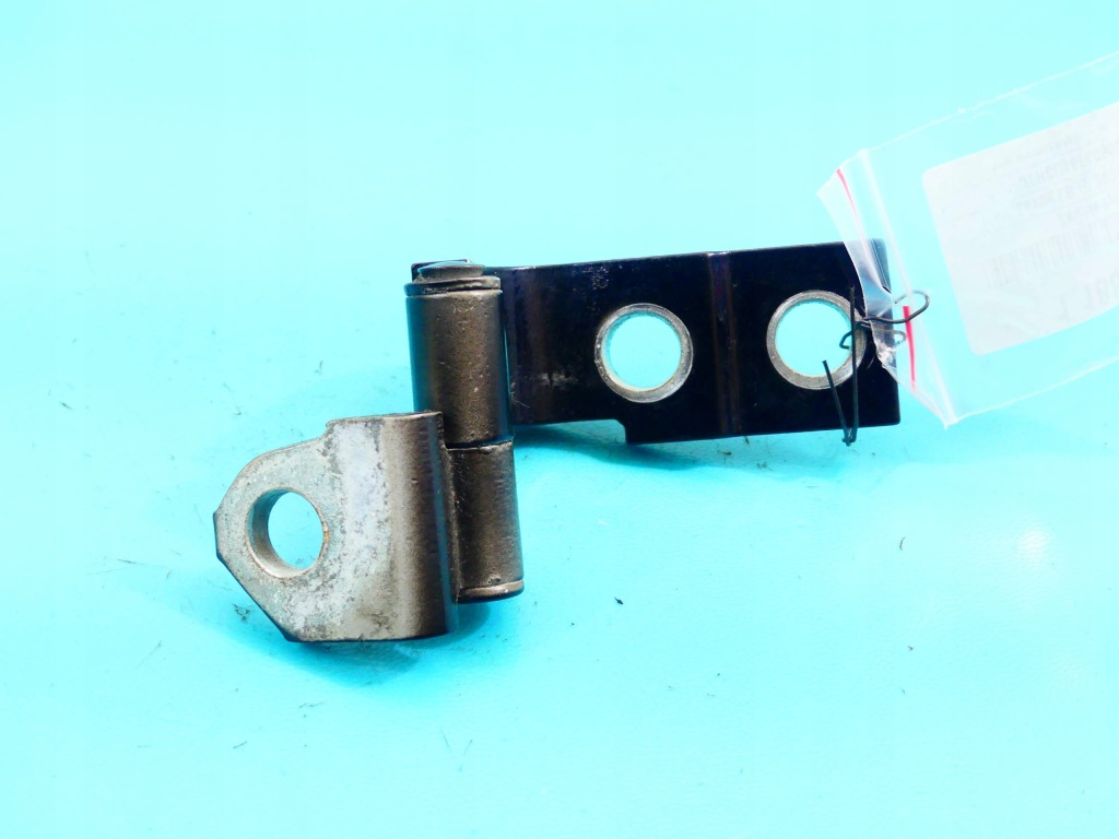 Купити Петля задня лівий нижній lexus ls iv ls600h 06-12