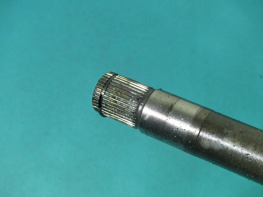 фото №4, Привідний вал перед права mercedes r w251 3.0 cdi