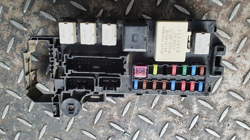 фото №1, Коробка предохранителей daihatsu cuore vi 1.0