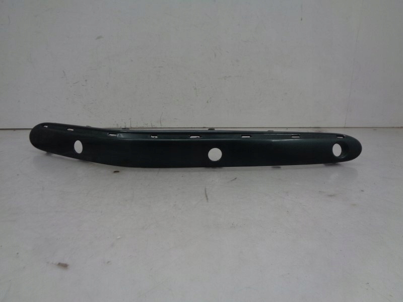 фото №1, Mercedes benz молдинг бампер правый перед