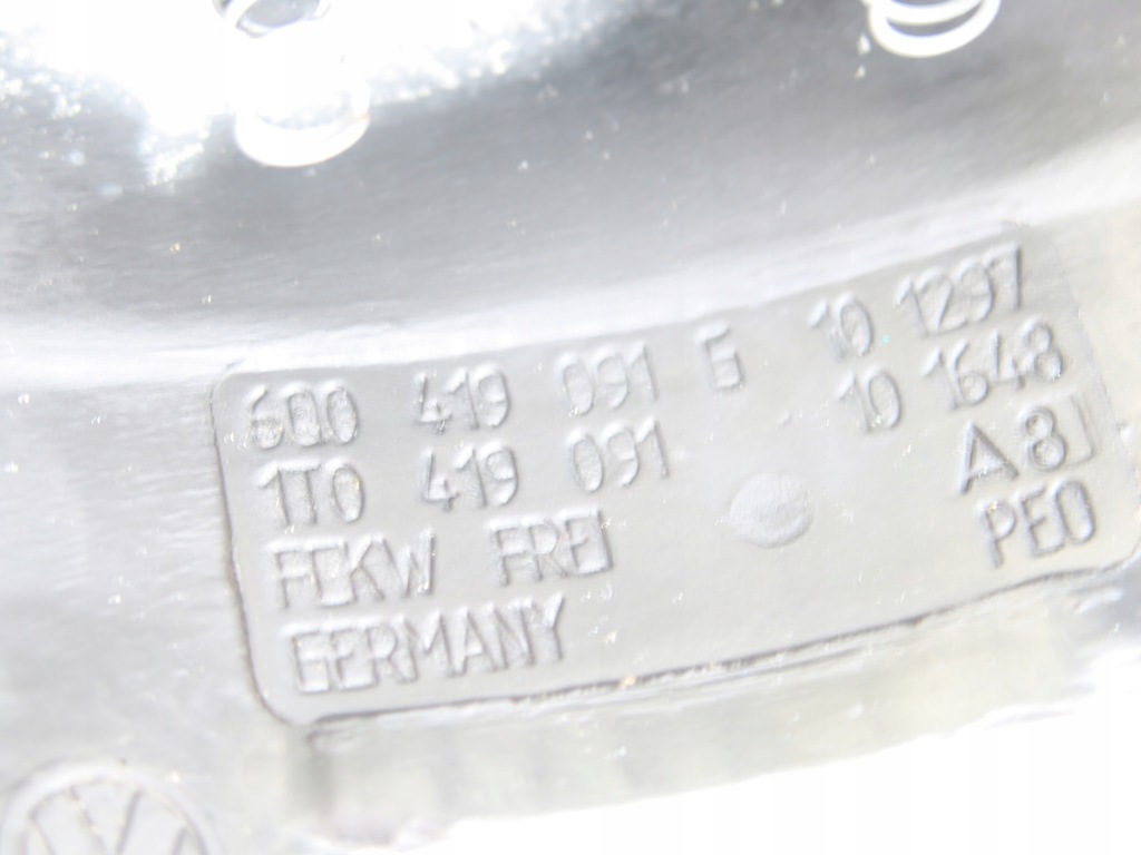 фото №9, Воздуховод пластик vw polo 9n 6q 02-08 touran 1 i 1t