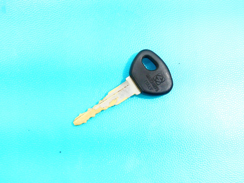 фото №14, Бортовой компьютер набор mazda 3 bk 279700-4805 2.0 16v