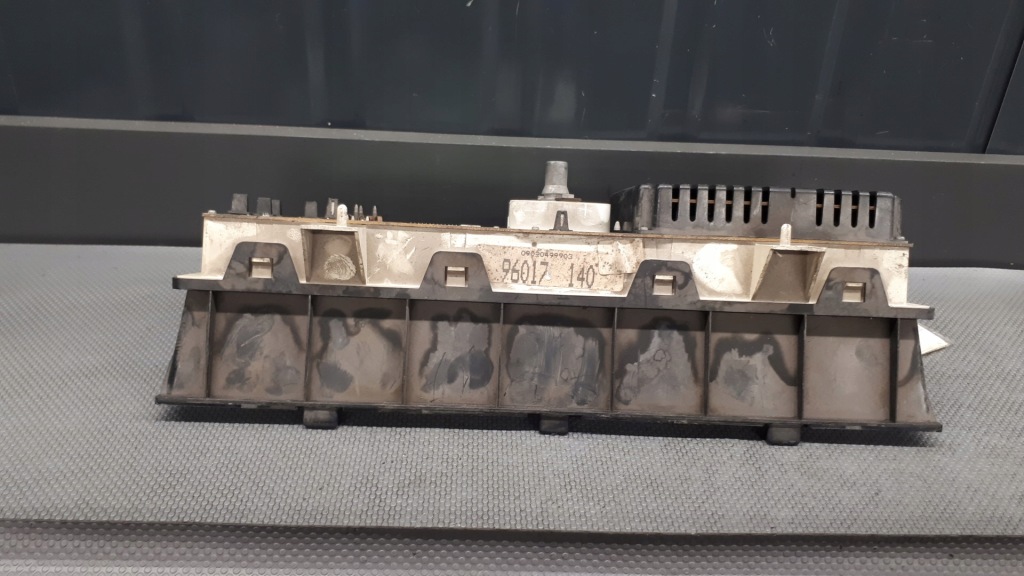 96017140 лічильник citroen xm 96r. Ціна