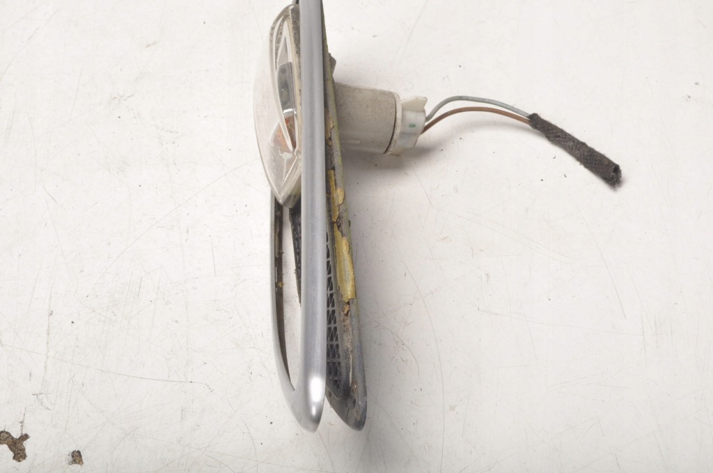 Opel corsa d поворотник правый 13250945 Недорого