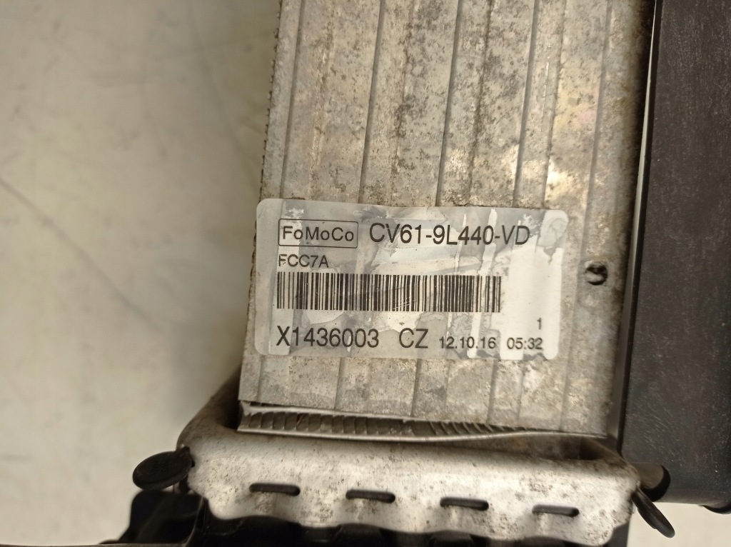 Ford focus mk3 1.0 интеркулер cv61-9l440-vd с Разборки