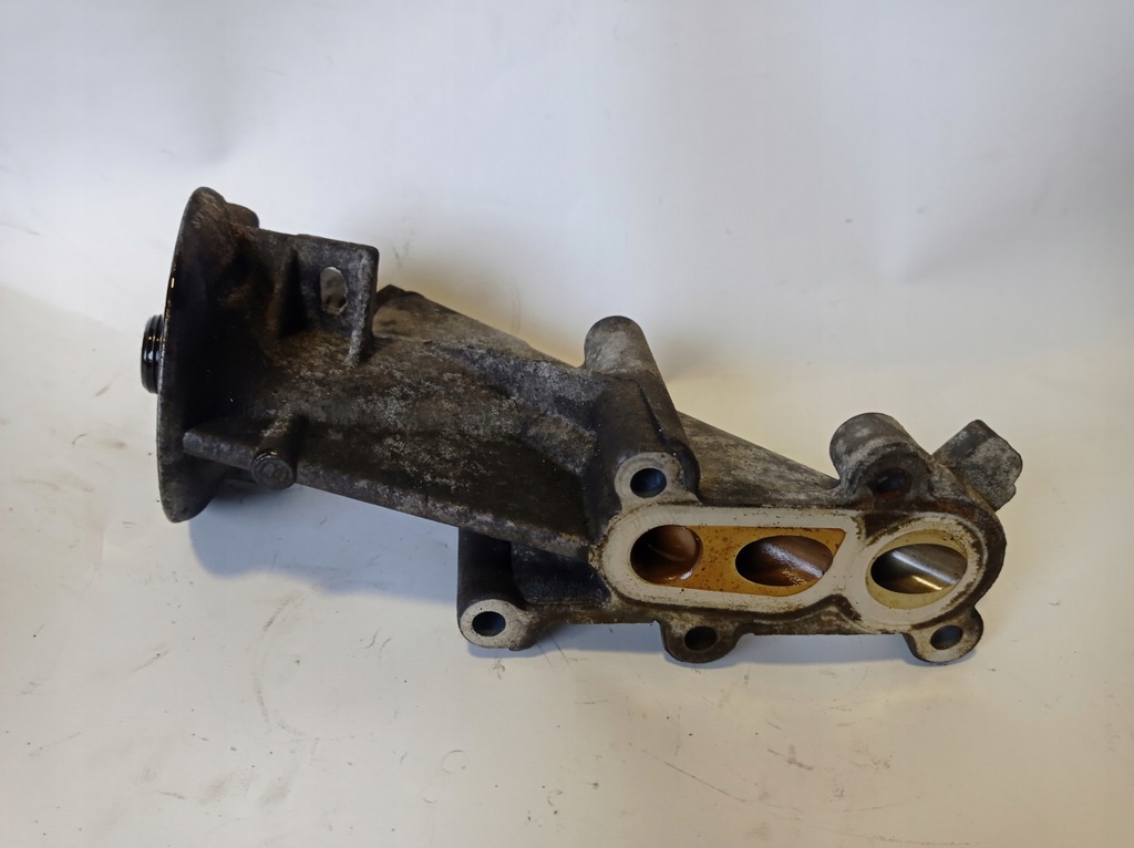 фото №5, Основание фильтра масла peugeot 307 2.0 9652410310