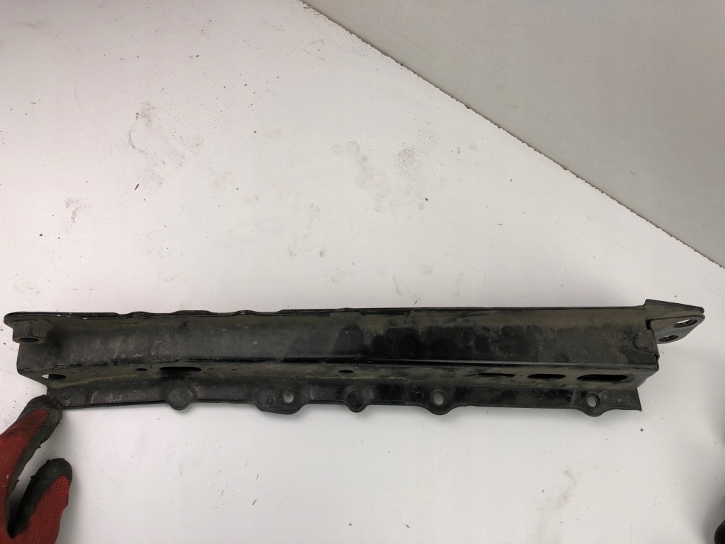 фото №4, Toyota avensis t-27 кронштейн балка