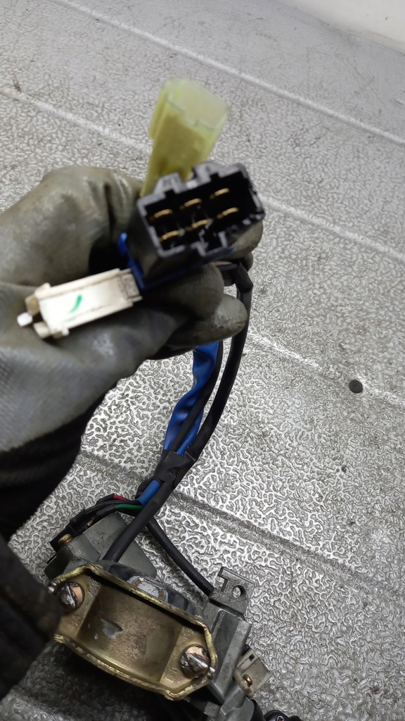 фото №4, Замок запалювання kia carnival ii 02r 2.9td