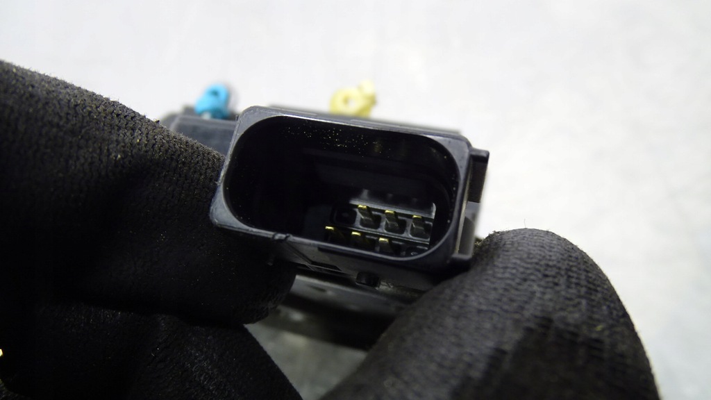 фото №8, Замок правый перед дверь fiat grande punto 1.4