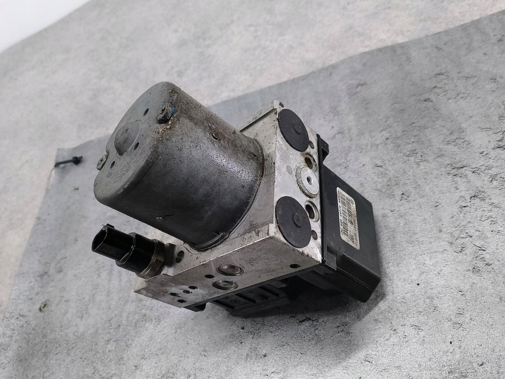 фото №8, Насос abs toyota avensis ii t25 44540-05033 89541-05073 0265225319