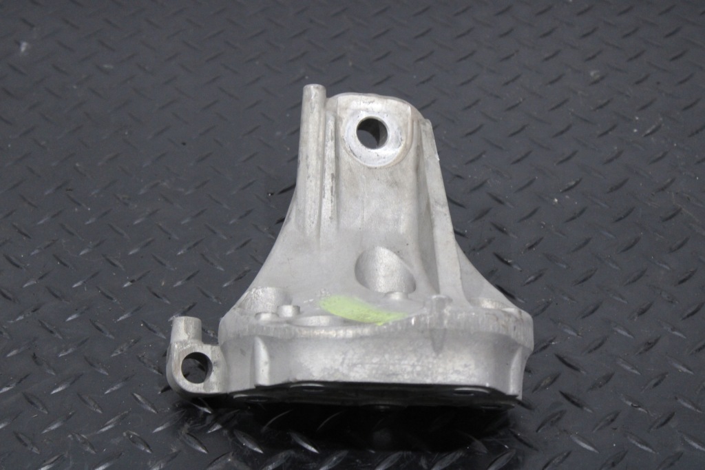 фото №1, Кронштейн кронштейн двигуна ліва alfa romeo stelvio q4 50545195