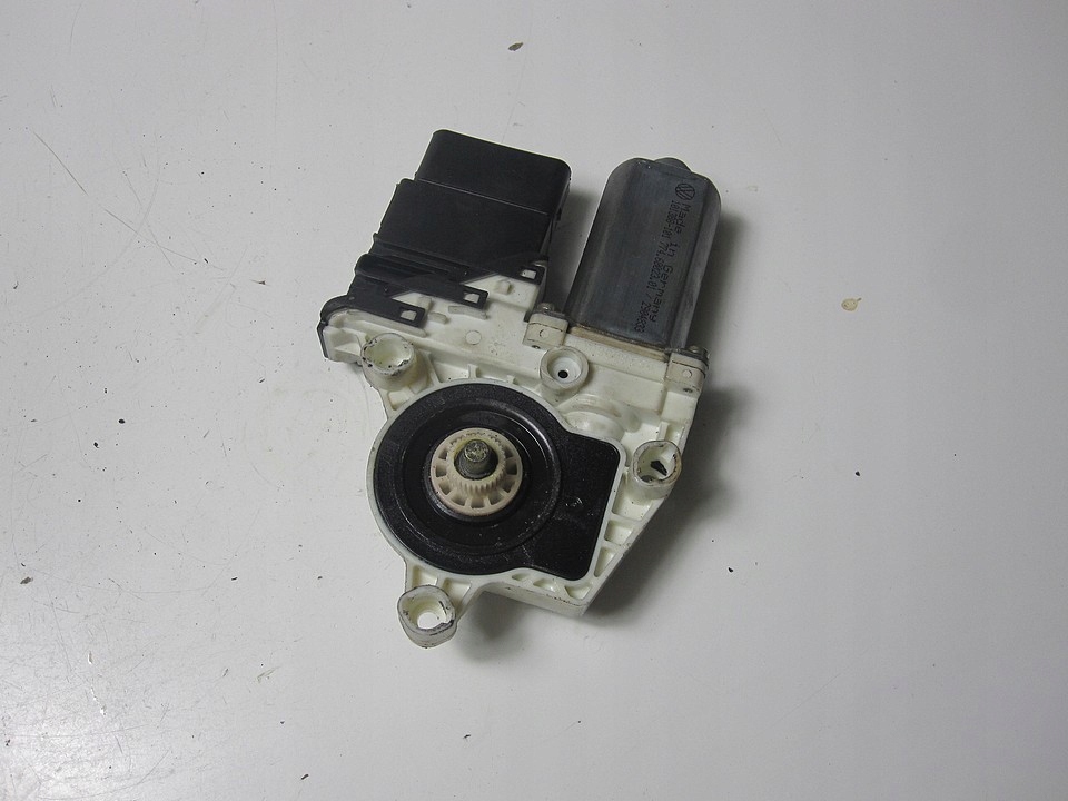 фото №8, Моторчик скло задній правий vw golf iv