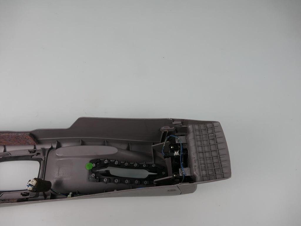 фото №11, Nissan almera tino туннель средний 01r europa