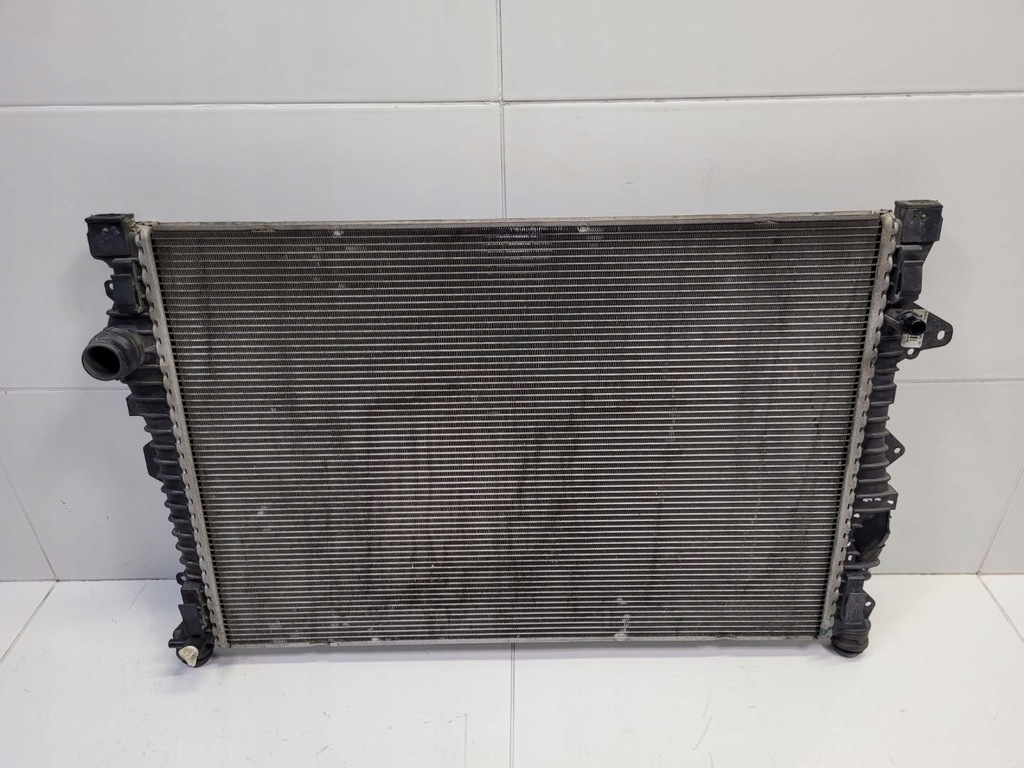 фото №1, Радіатор land rover range rover evoque facelift 2018 gj32-8005-bb