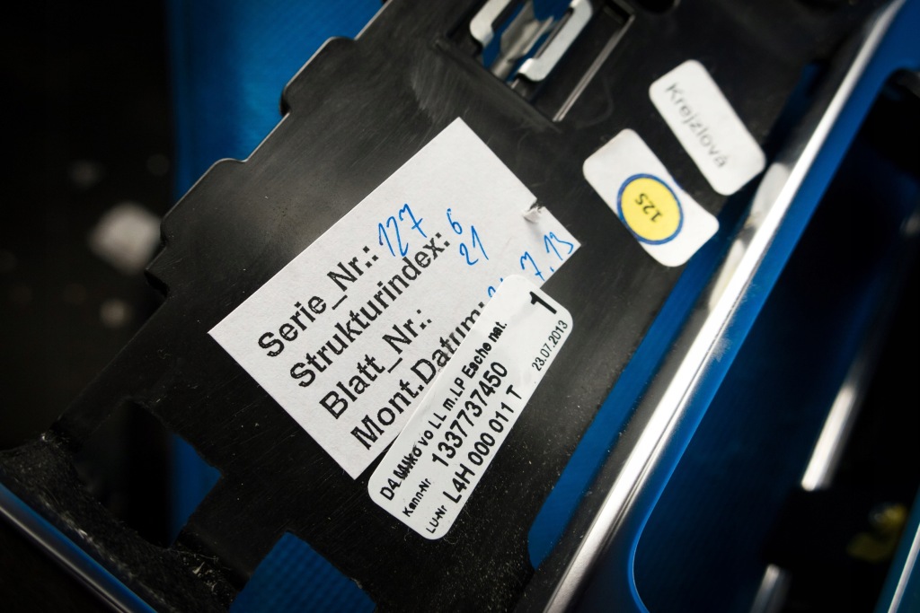 Туннель средний led audi a8 s8 4h1863240m gk4 Киев