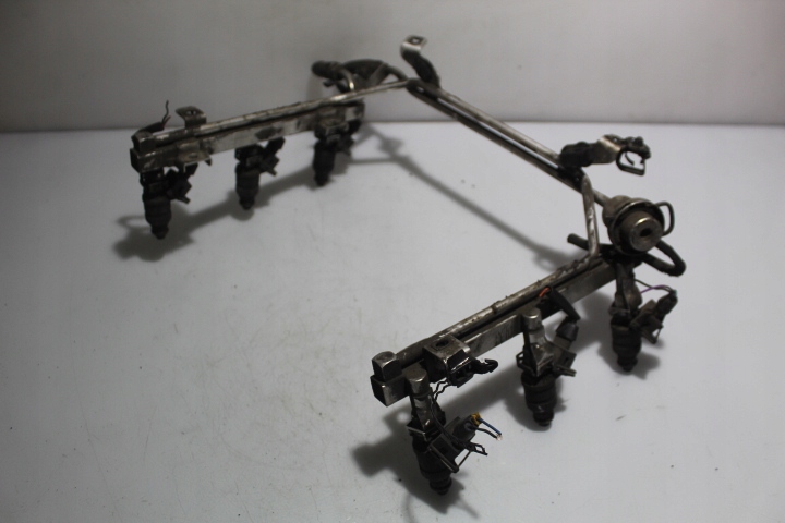 фото №1, Молдинг упорскування audi a6 c5 2.4