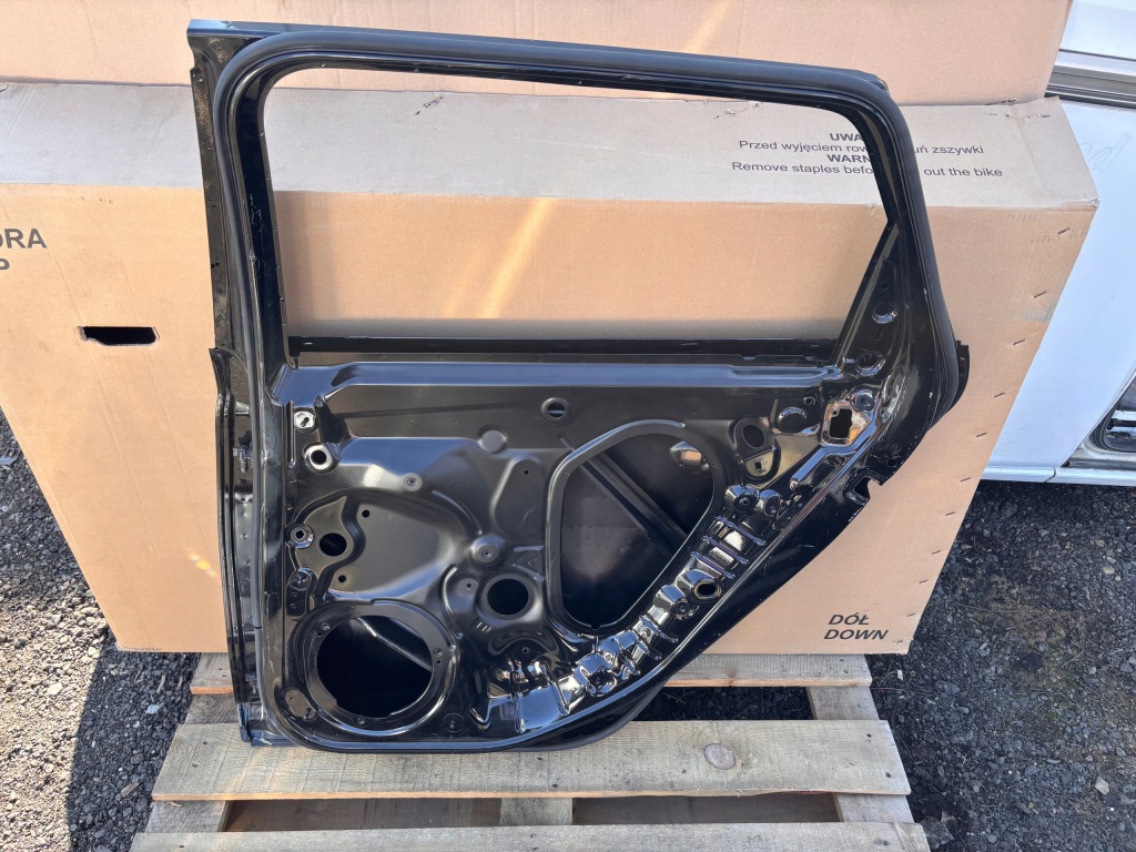 фото №6, Seat leon iv kombi 2020- дверь правое задние задняя