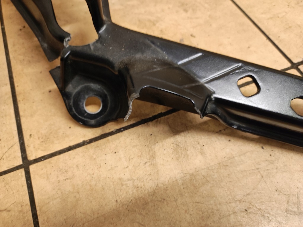 фото №9, Усилитель балка кронштейн поперечина радиатора верхний часть перед explorer vi 6