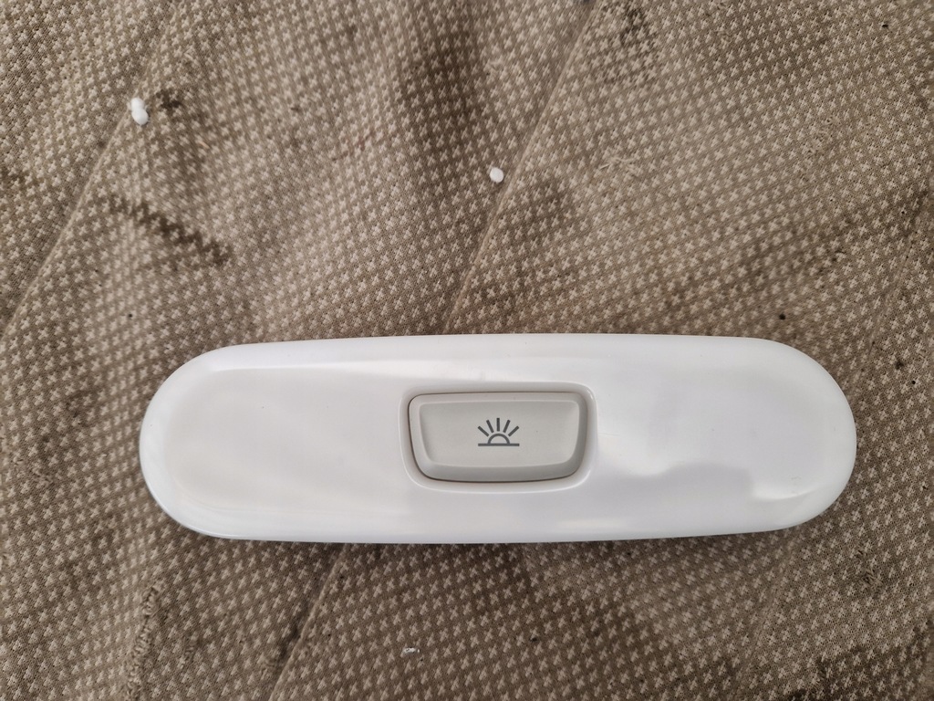 фото №1, Audi a4 b9 лампа стельовий led задня