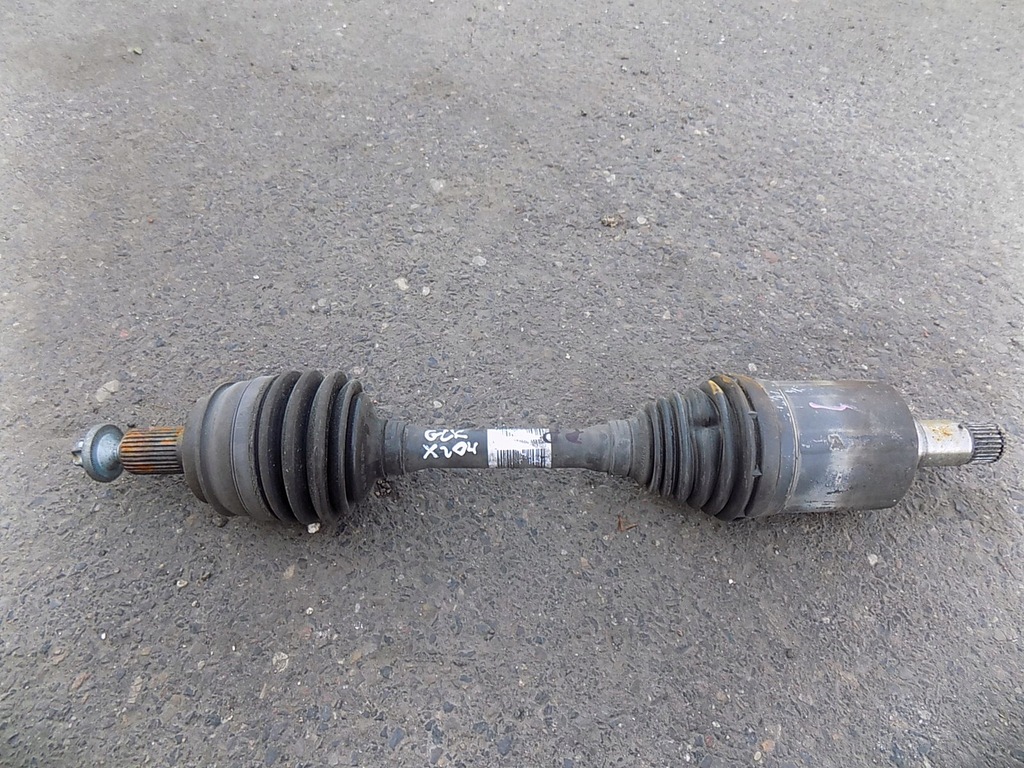 фото №1, Mercedes glk x204 4matic a2043301600 приводной вал правая