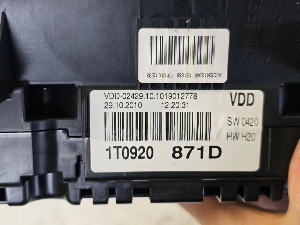 фото №7, Лічильник приладова панель прилади vw touran ii lift 1t0920871d