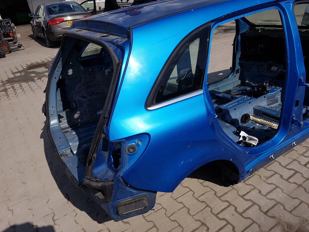 фото №1, Mercedes b w246 10- крила чверть права задня 162