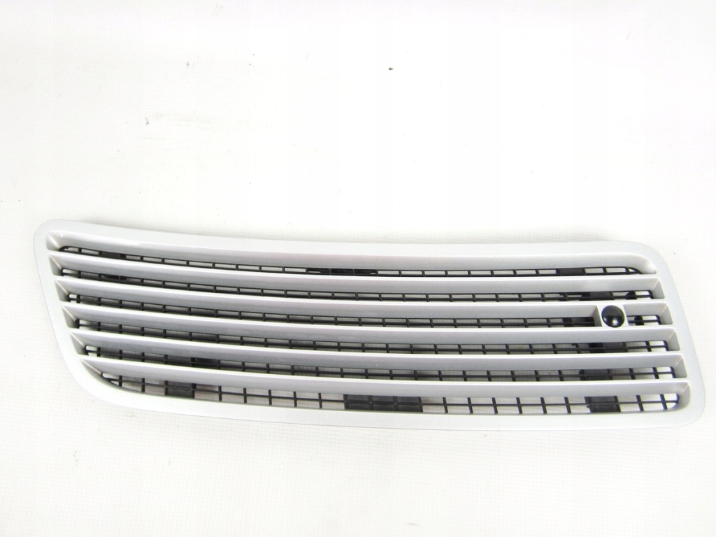 фото №1, Решітка капот права mercedes w221 c775
