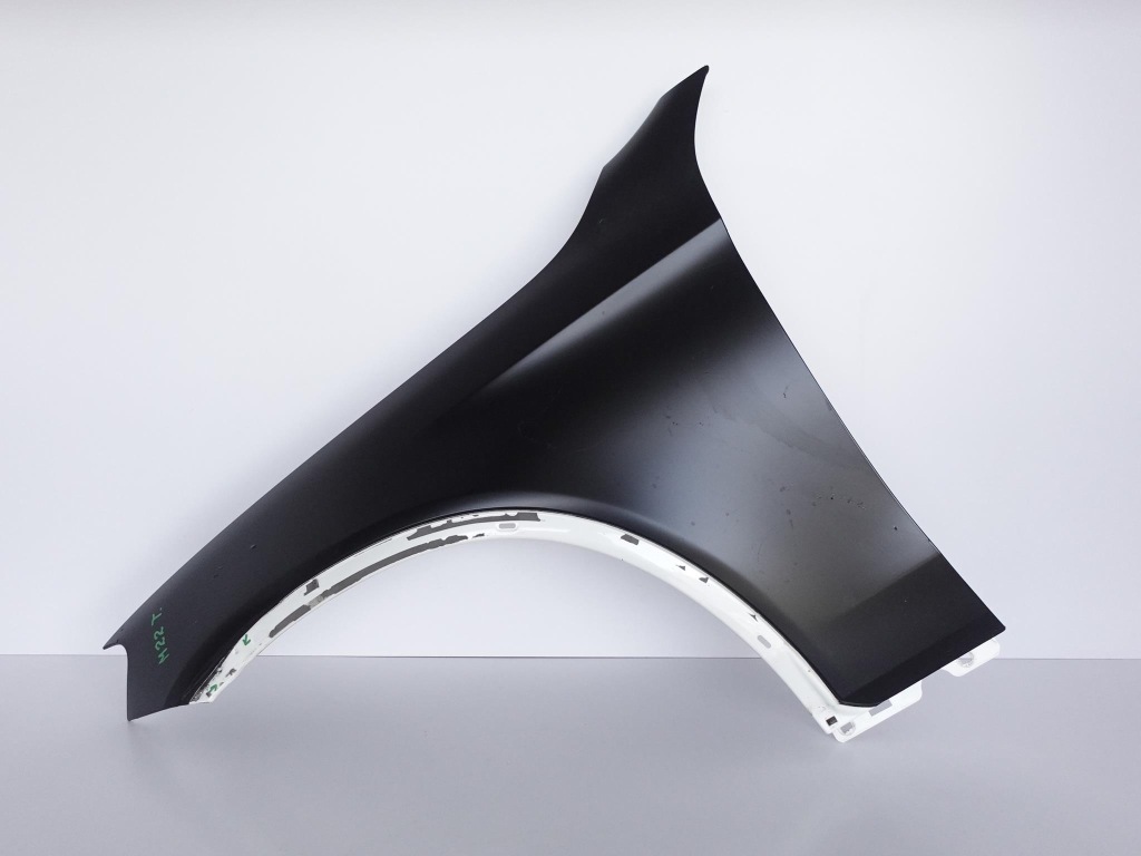 фото №1, Mercedes glc c253 x253 lift 15- крыло левый перед