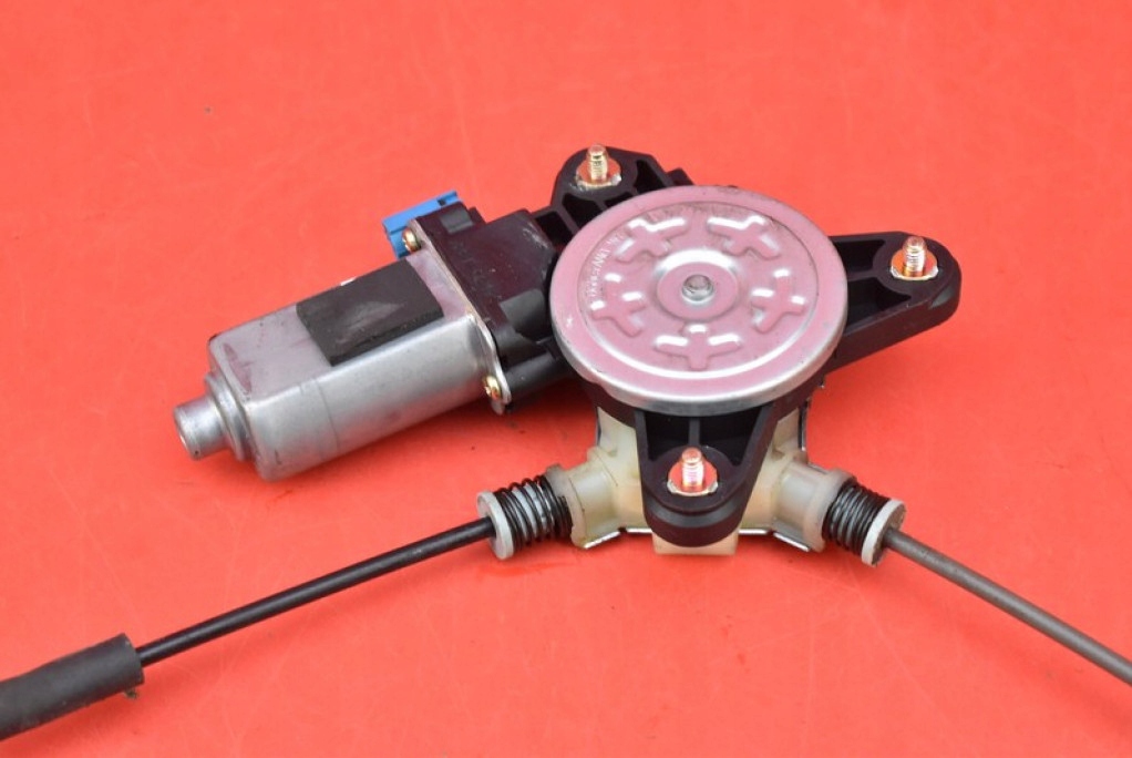 фото №4, Підйомник скло правий перед eu 96485142 chevrolet spark m200 05-10