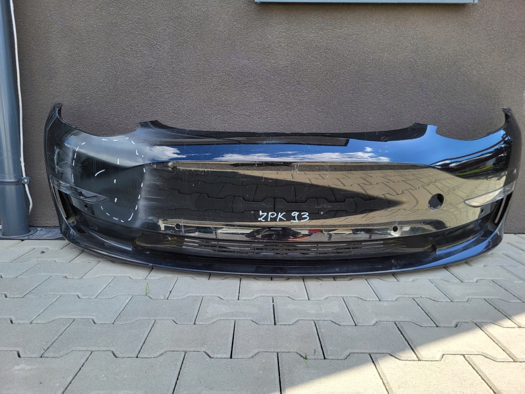 Купити Бампер перед передній tesla 3