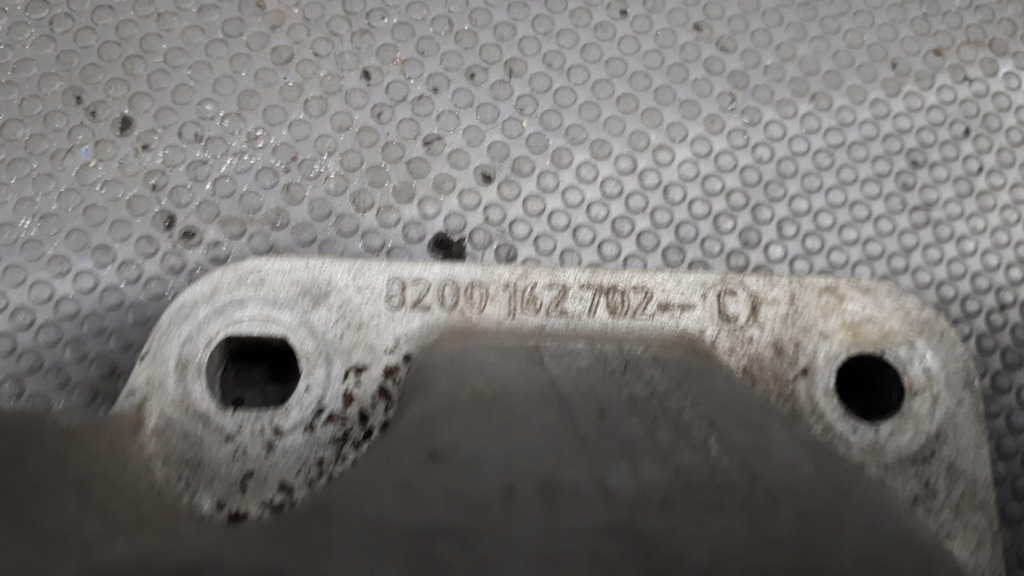 фото №9, 8200162702 кронштейн двигуна renault megane ii j