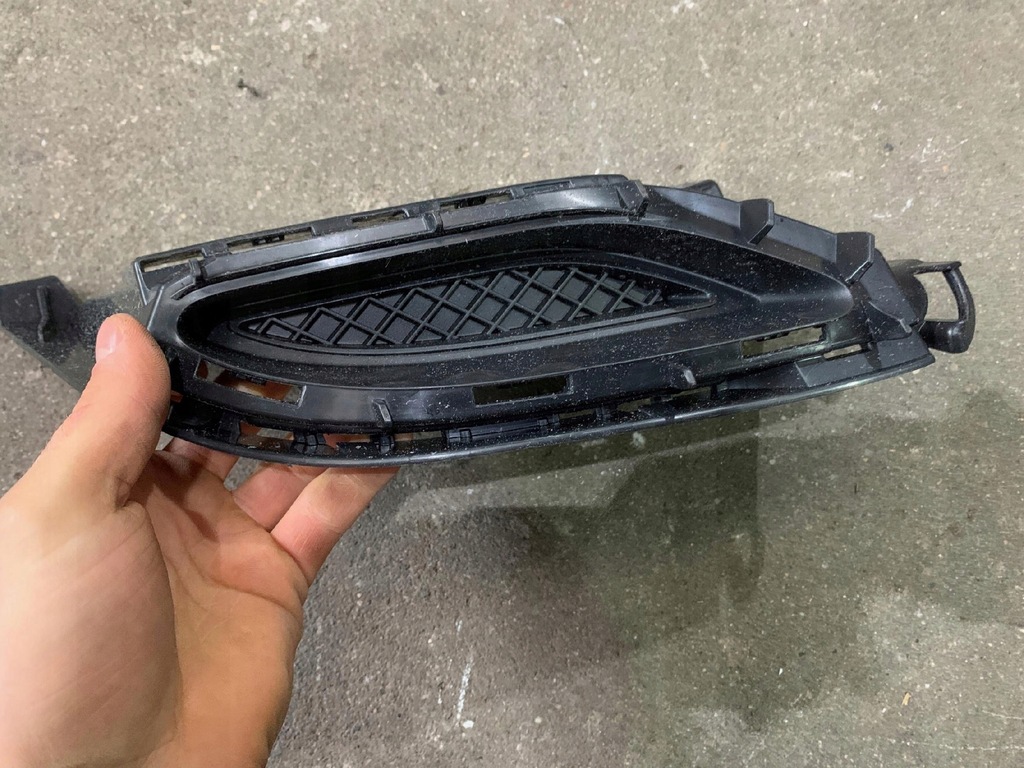 фото №3, Наконечник вихлоп права mercedes gle заглушка