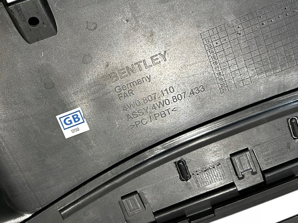 фото №10, Bentley cont. flying spur дифузор спойлер 4w0807110 4w0807433 4w0807433a