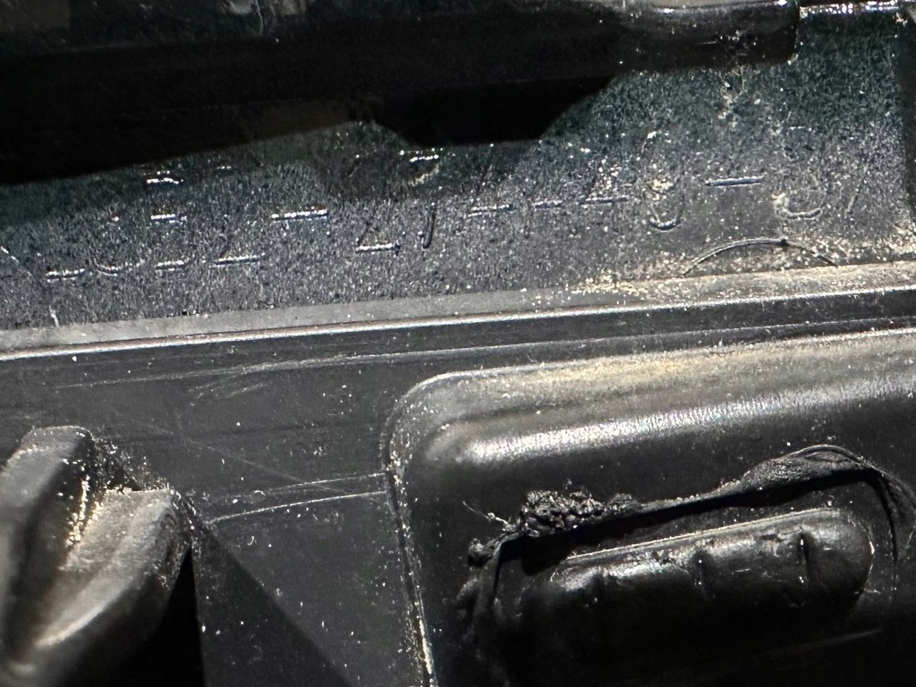 фото №5, Land rover defender накладка наконечник крила lh l8b2-274a49-dx