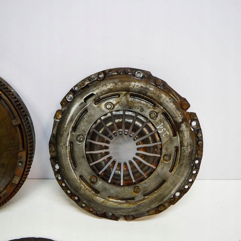 фото №7, Комплект сцепления vw tiguan ad1 04l141031a 1.4l бензиновый 92kw 2018